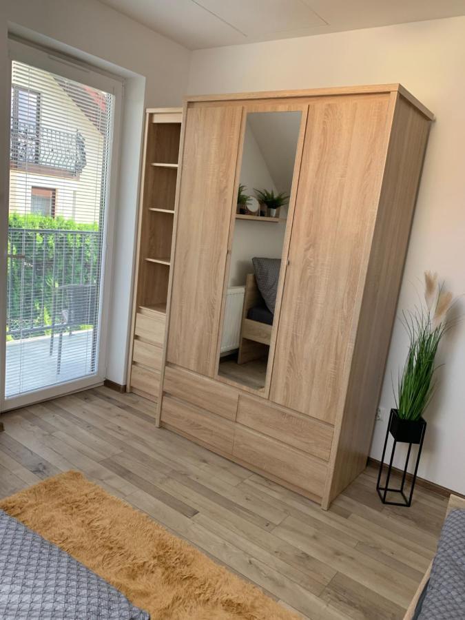 Cozy 2-Bedroom Vacation Apartment With Entire Top Floor Gaj  Exterior photo